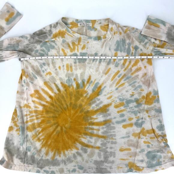 We The Free Free People Cosmic Tie Dye Swing Pullover Thumb Holes Size Small - Picture 4 of 10